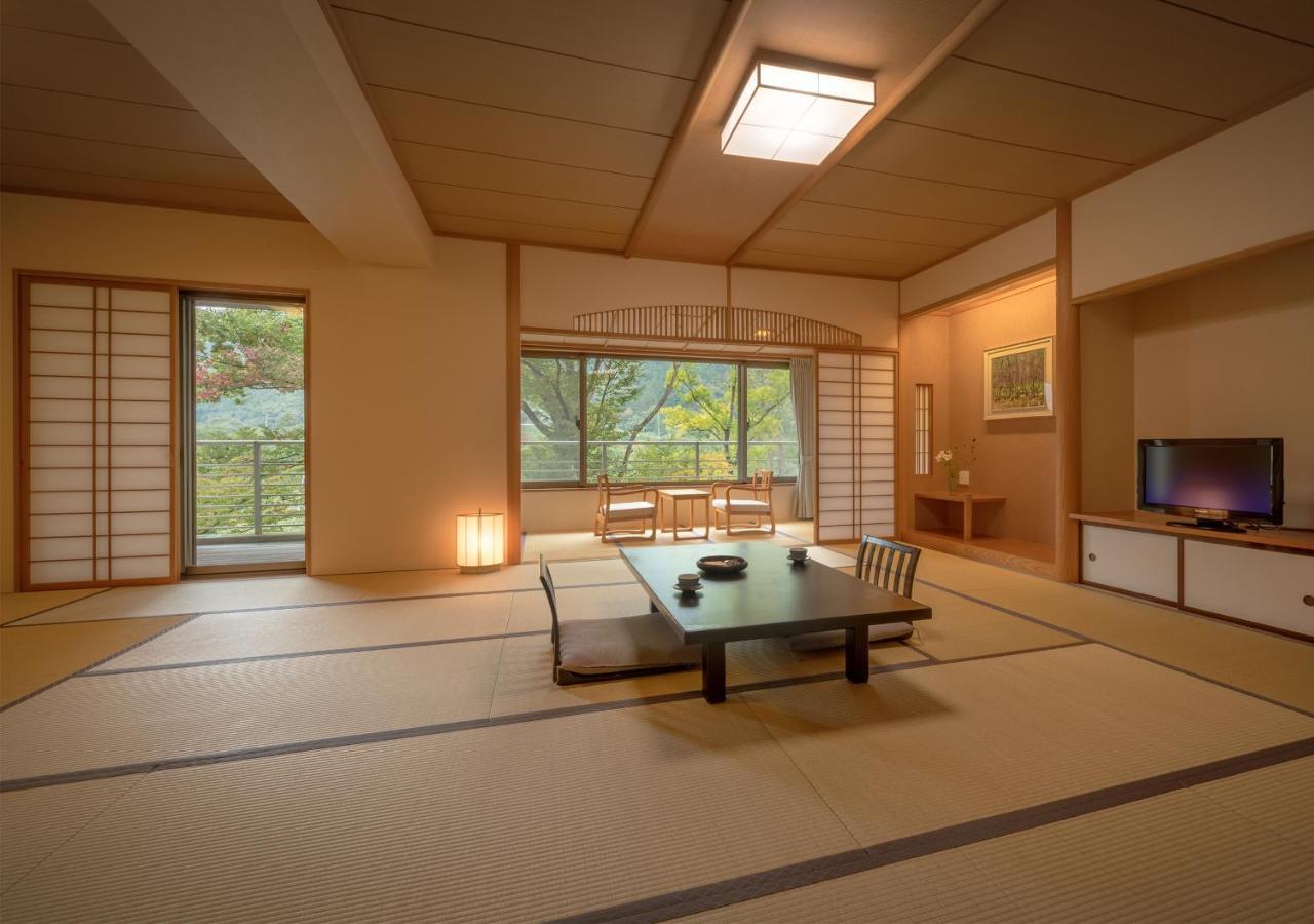 מלון פוקושימה Iizaka Onsen Surikamitei Ohtori מראה חיצוני תמונה